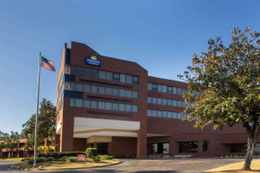 Days Inn & Suites by Wyndham Tallahassee Conf Center I-10